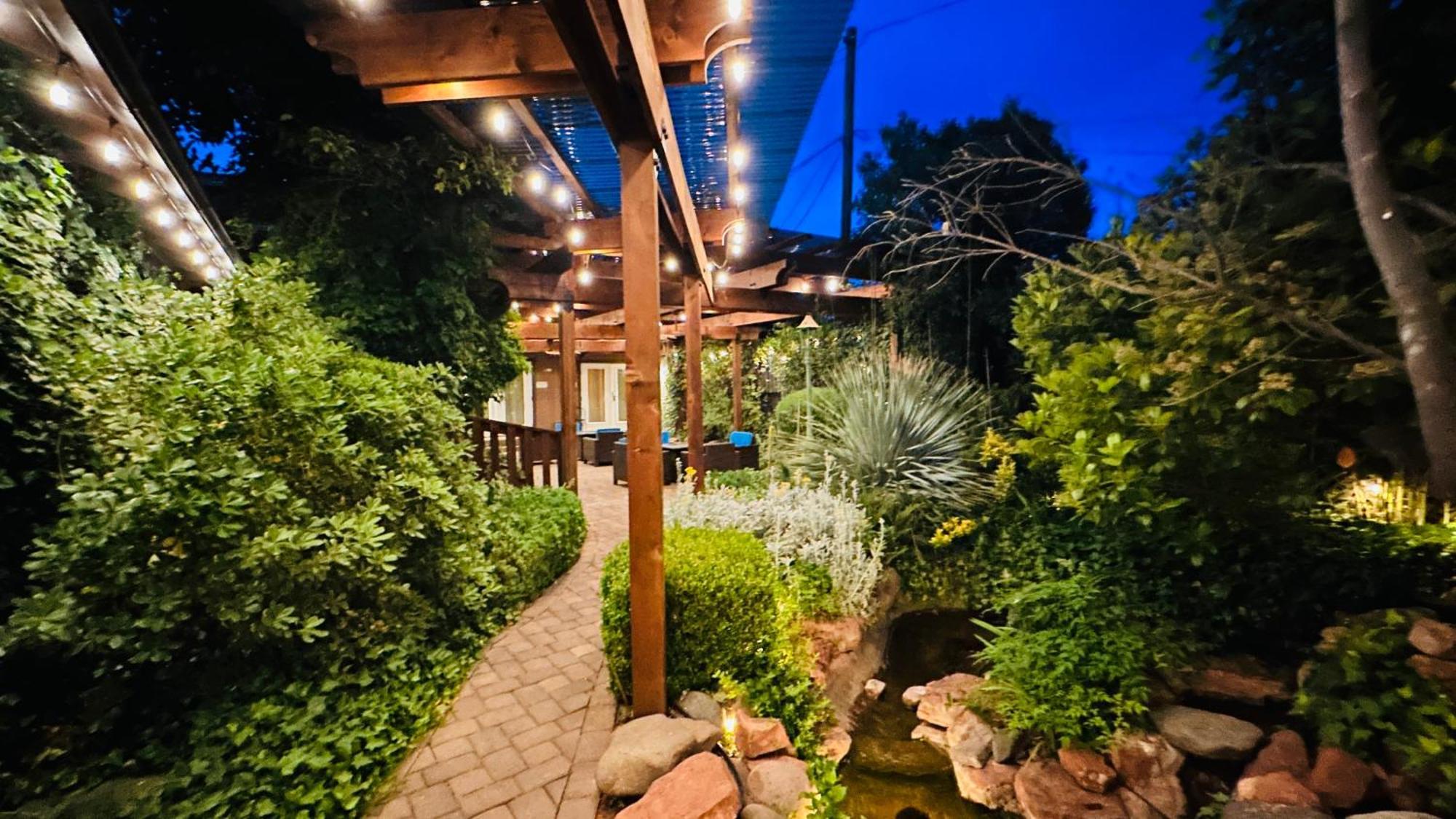 Lantern Light Inn - Romantic Getaway (Adults Only) Sedona Kültér fotó