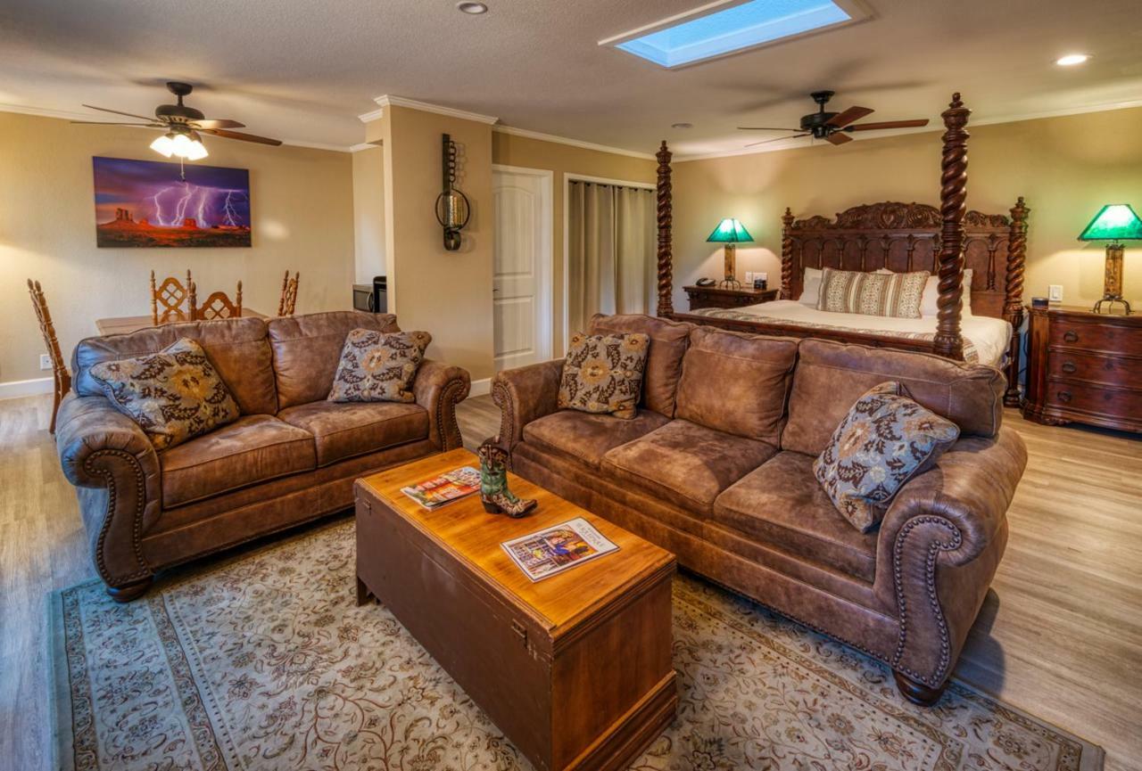 Lantern Light Inn - Romantic Getaway (Adults Only) Sedona Kültér fotó